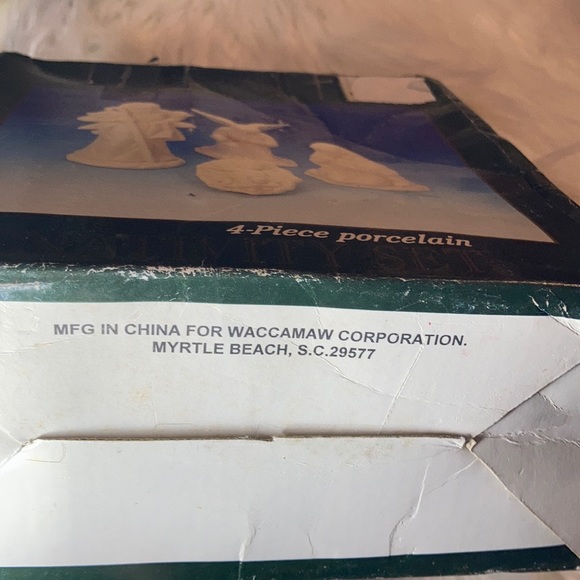 NWT in box glass Christmas nativity scene white - Picture 6 of 11